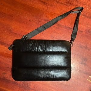 Black puffer bag/purse